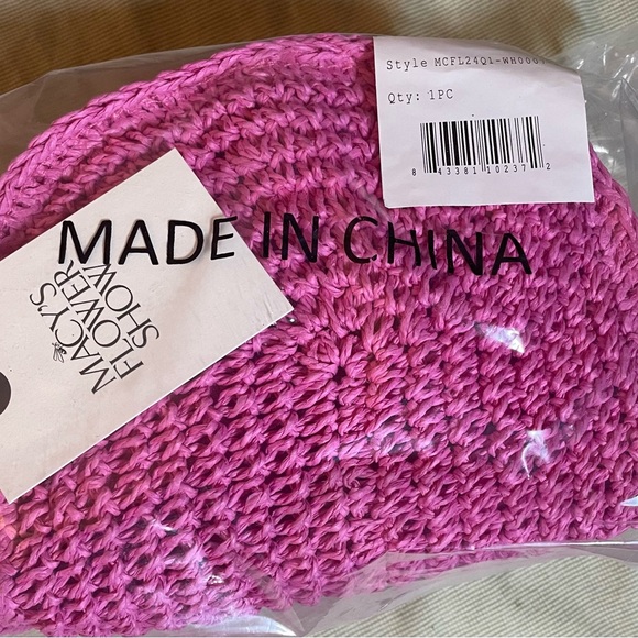 Macy’s Flower Show Small Dome Pouch - NWT - Picture 7 of 7